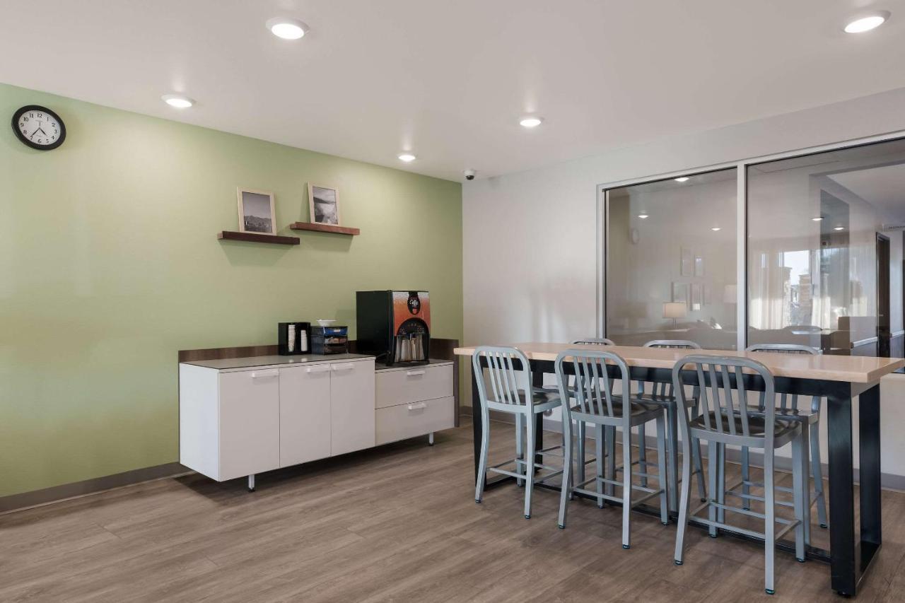 Woodspring Suites Phoenix-Deer Valley Exteriör bild